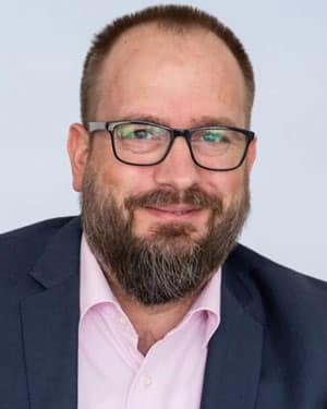 Marc Ziesche CF22 DATAGROUP Marc Ziesche 1