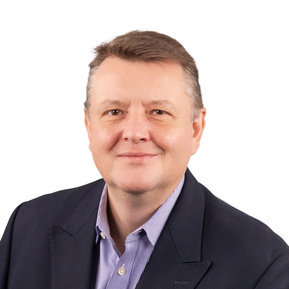 Groth headshot