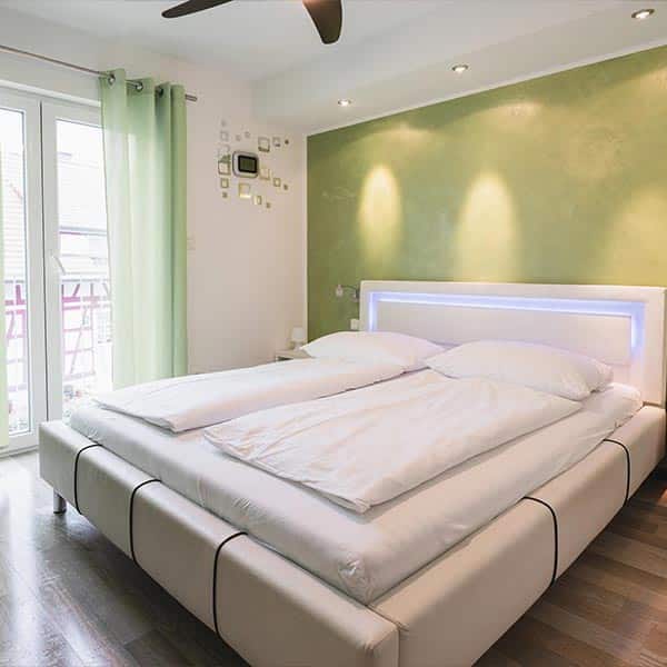 Room 1 (2)