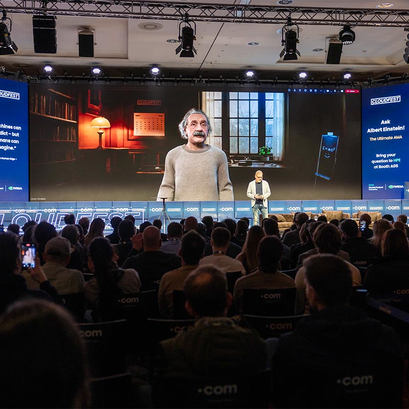 topic track big ideas 03A0681 800x800